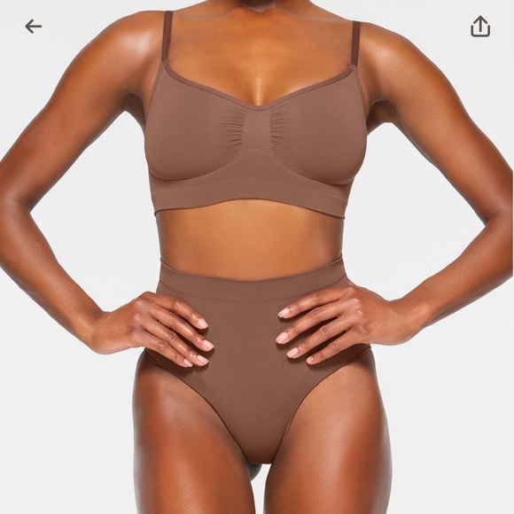 SEAMLESS SCULPT BRALETTE - Picture 8 of 10